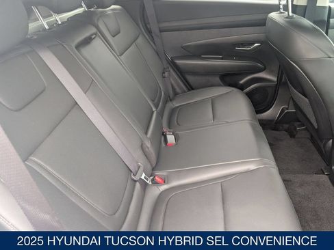 Certified 2025 Hyundai Tucson SEL AWD/4WD image 32