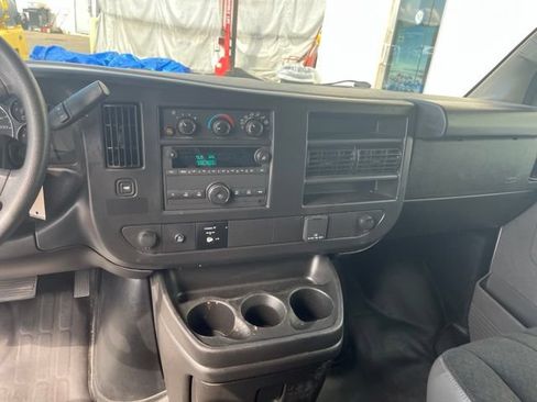 Used 2025 Chevrolet Express 2500 w/ Driver Convenience Package RWD image 10