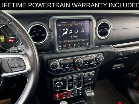Used 2022 Jeep Wrangler Unlimited Rubicon 4xe w/ Cold Weather Group AWD/4WD image 8
