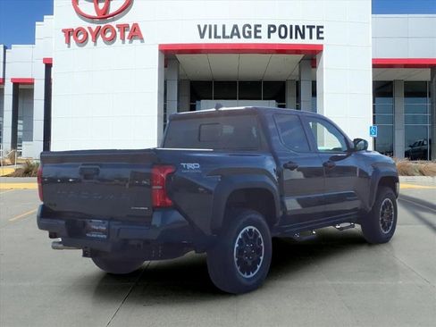 New 2025 Toyota Tacoma TRD Off-Road image 5