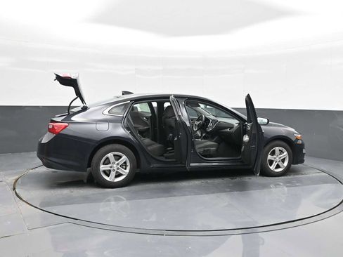 Used 2023 Chevrolet Malibu LT image 39