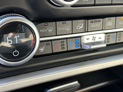 Used 2024 Ford Expedition Max Limited image 26