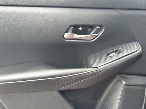 Used 2023 Nissan Sentra SV image 12