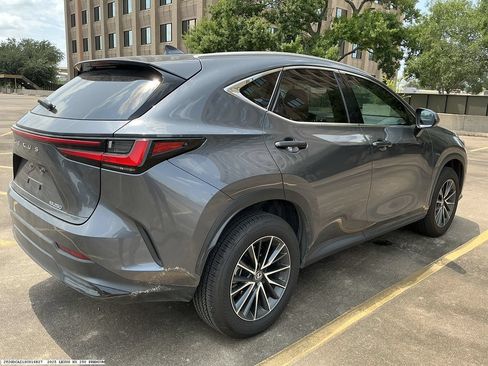 Used 2025 Lexus NX 250 FWD w/ Premium Package image 6