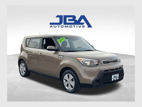 Used 2016 Kia Soul image 1