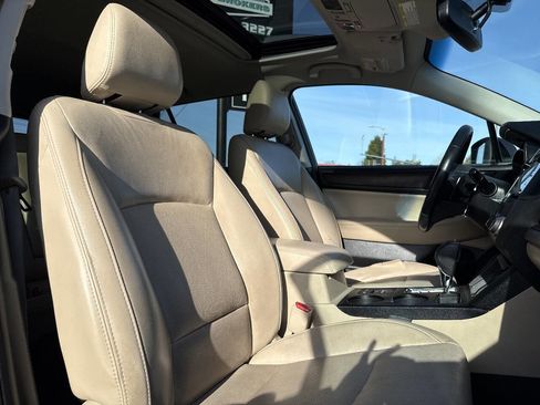 Used 2016 Subaru Outback 2.5i Limited image 18