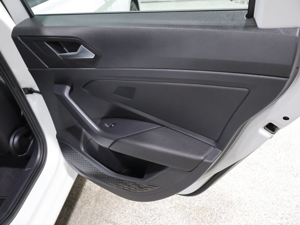 Used 2025 Volkswagen Jetta Sport FWD image 21