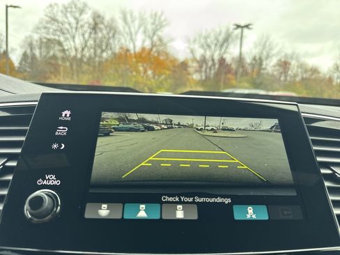 Used 2022 Honda Passport Elite image 18