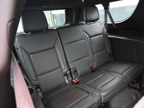 Used 2021 GMC Yukon XL Denali w/ Denali Premium Package image 41