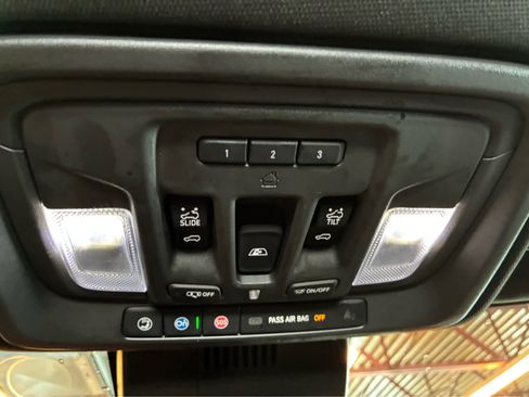 Used 2024 GMC Sierra 1500 AT4 w/ Technology Package image 27