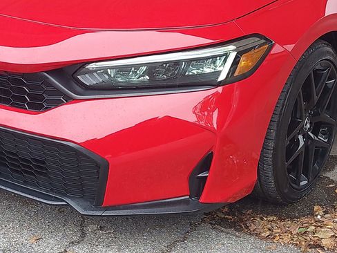 Certified 2025 Honda Civic Sport image 32