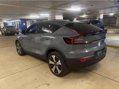 Used 2023 Volvo C40 Recharge Core w/ Climate Package AWD/4WD image 13