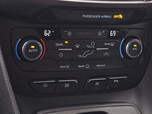 Used 2022 Ford Transit Connect XL FWD image 22