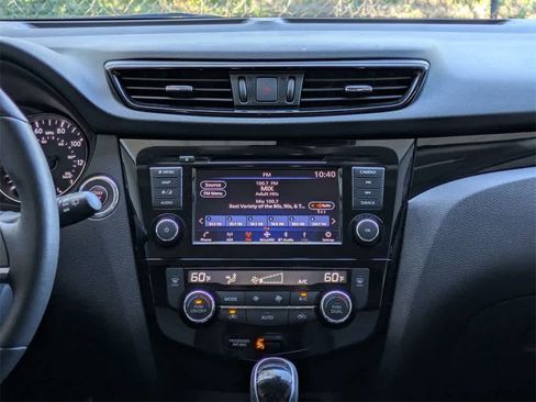 Used 2019 Nissan Rogue Sport SV w/ Technology Package image 21