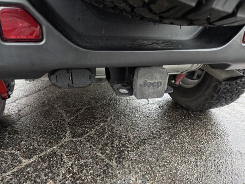 Used 2023 Jeep Wrangler Unlimited Willys w/ Xtreme Recon 35" Tire Package image 17