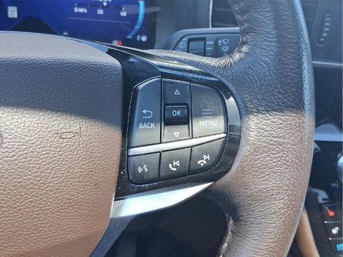 Used 2022 Ford Explorer King Ranch w/ Premium Technology Package AWD/4WD image 9