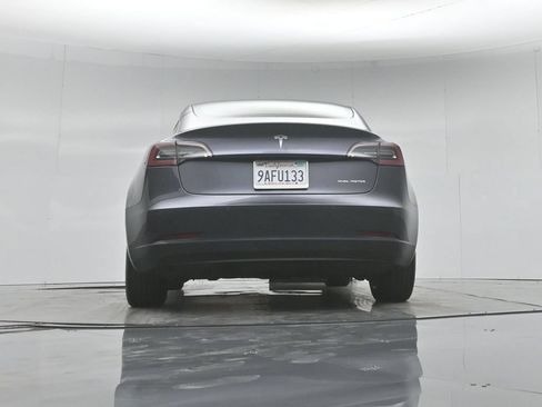 Used 2022 Tesla Model 3 Long Range AWD/4WD image 42