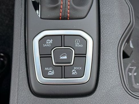 New 2026 Nissan Frontier PRO-4X w/ Pro Premium Package image 29