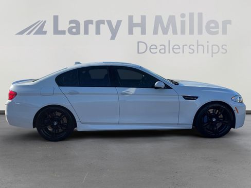 Used 2013 BMW M5 image 6