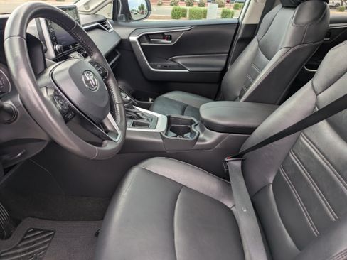 Used 2021 Toyota RAV4 XLE Premium FWD image 25