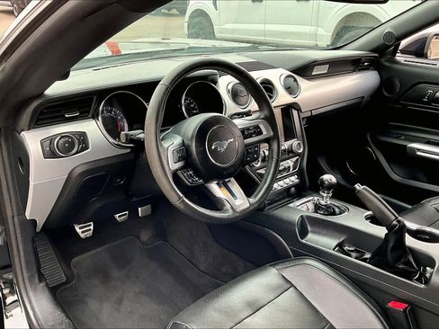 Used 2015 Ford Mustang GT Premium w/ Equipment Group 401A image 16