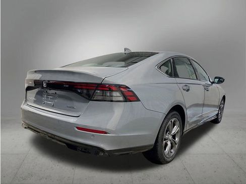 New 2026 Honda Accord EX-L image 5