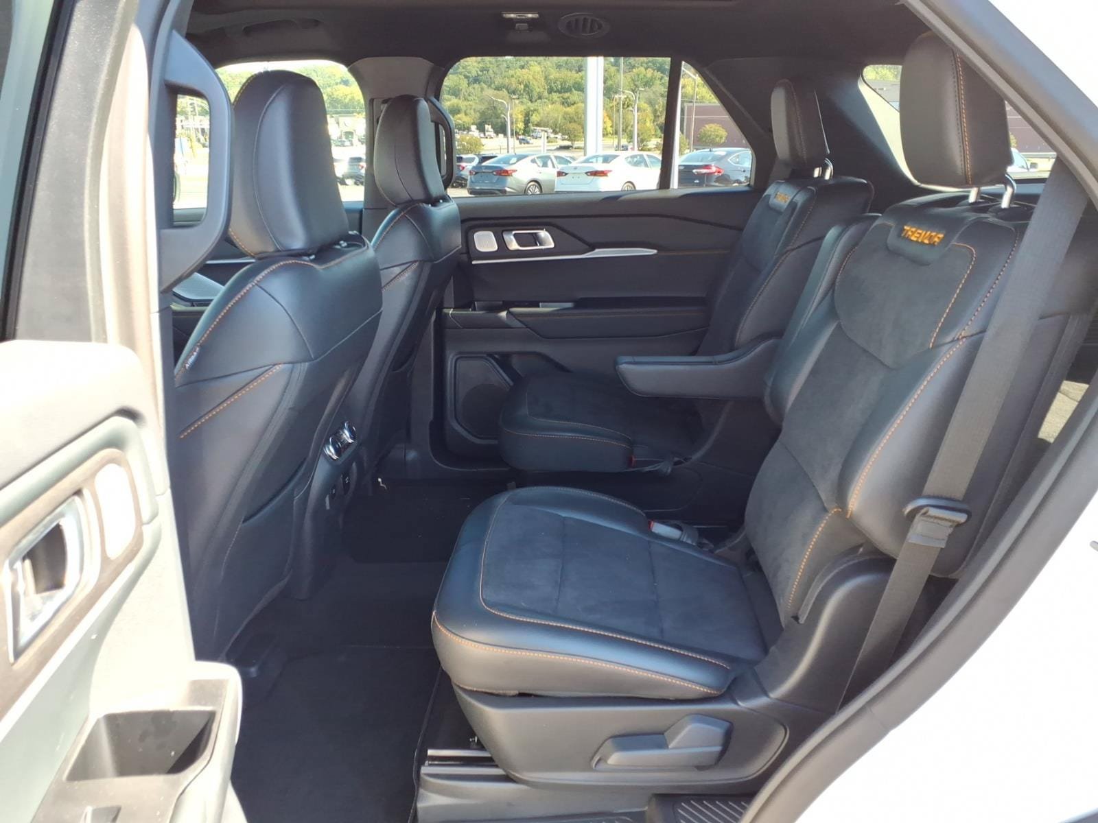 Used 2026 Ford Explorer Tremor w/ Tremor Ultimate Package AWD/4WD image 14