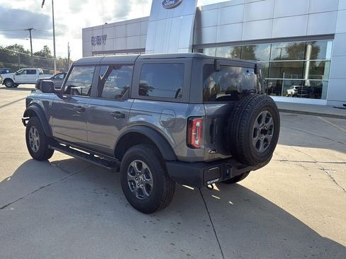 Used 2024 Ford Bronco Big Bend image 3