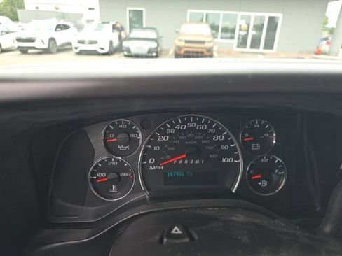 Used 2017 Chevrolet Express 2500 LT w/ LT Preferred Equipment Group RWD image 11