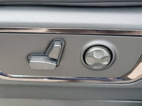 New 2026 RAM 1500 Limited AWD/4WD image 16