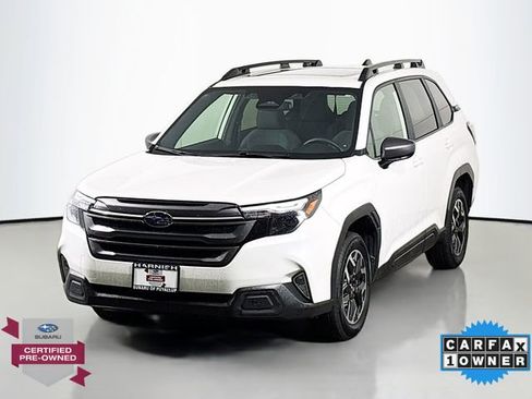 Certified 2025 Subaru Forester Premium image 3