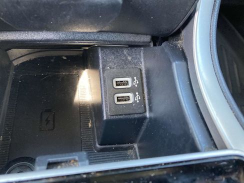 Used 2019 Ford Edge SEL w/ Equipment Group 201A image 16