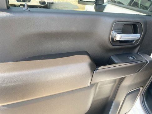 New 2026 GMC Sierra 2500 Pro w/ Convenience Package image 12