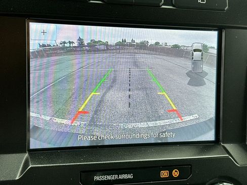 Certified 2022 Ford F250 XLT w/ XLT Premium Package image 18