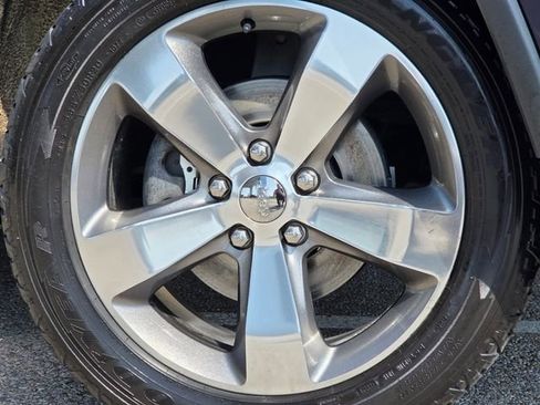 Used 2016 Jeep Grand Cherokee Limited image 19