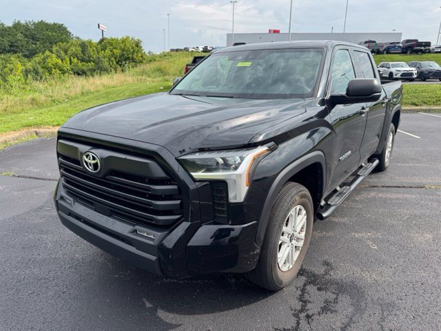Used 2024 Toyota Tundra SR5 AWD/4WD image 7
