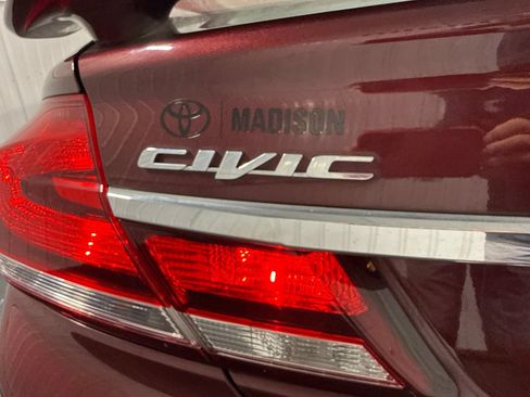 Used 2015 Honda Civic EX-L image 39
