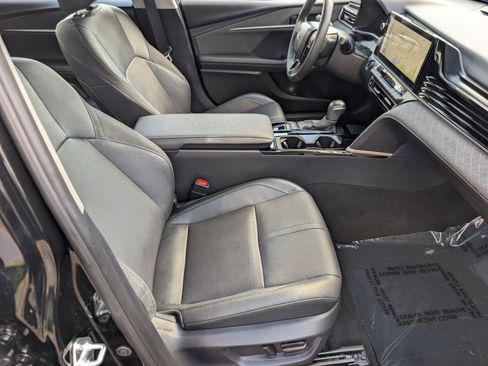 Used 2026 Toyota Camry XLE FWD image 24