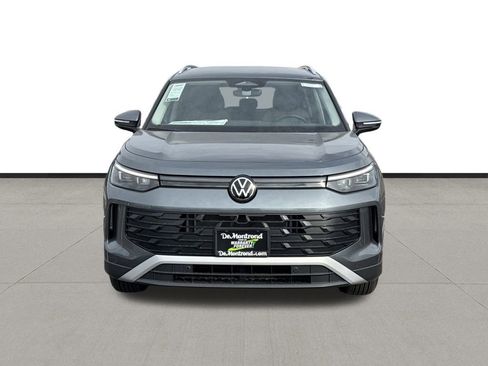 New 2026 Volkswagen Tiguan S FWD image 2