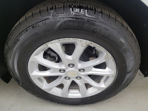 Used 2020 Chevrolet Equinox LT image 31