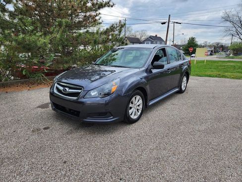 Used 2011 Subaru Legacy 2.5i Premium w/ All-Weather Pkg image 4