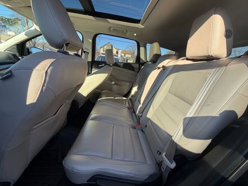 Used 2018 Ford Escape SEL image 13