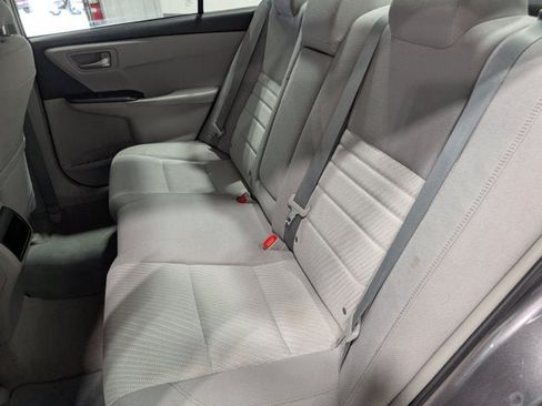 Used 2015 Toyota Camry LE FWD image 15