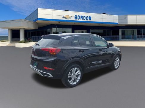 Used 2023 Buick Encore GX Preferred w/ Cold Weather Comfort Package FWD image 6