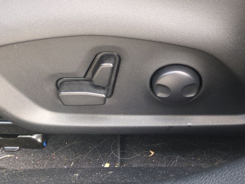 Certified 2023 Jeep Compass Limited w/ Elite Group image 21