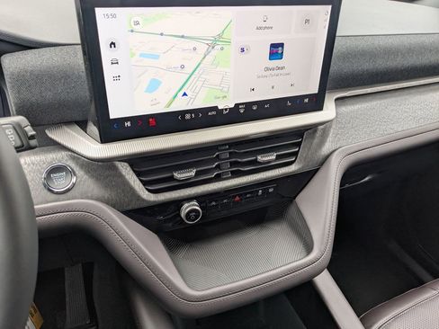 New 2026 Ford Explorer Platinum image 18