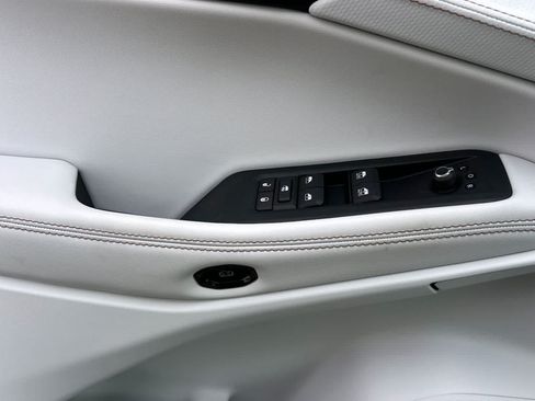New 2026 Jeep Cherokee Limited AWD/4WD image 12