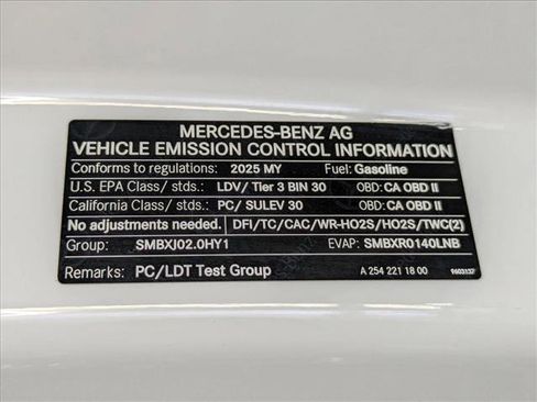 Certified 2025 Mercedes-Benz GLC 300 image 24