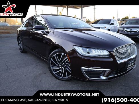 Used 2020 Lincoln MKZ Reserve FWD image 1