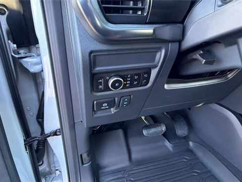 New 2025 Ford F150 Lariat w/ Equipment Group 502A High image 33